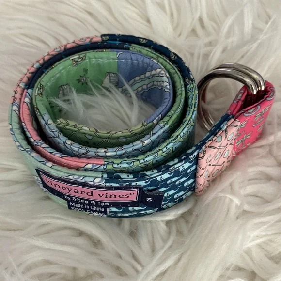 Vineyard Vines Belt size S long 36” excellent condition - Picture 5 of 7